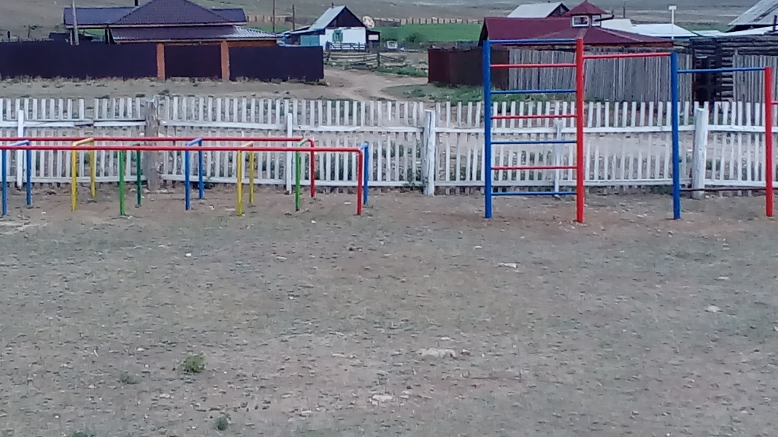 спортивная площадка спортивная площадка